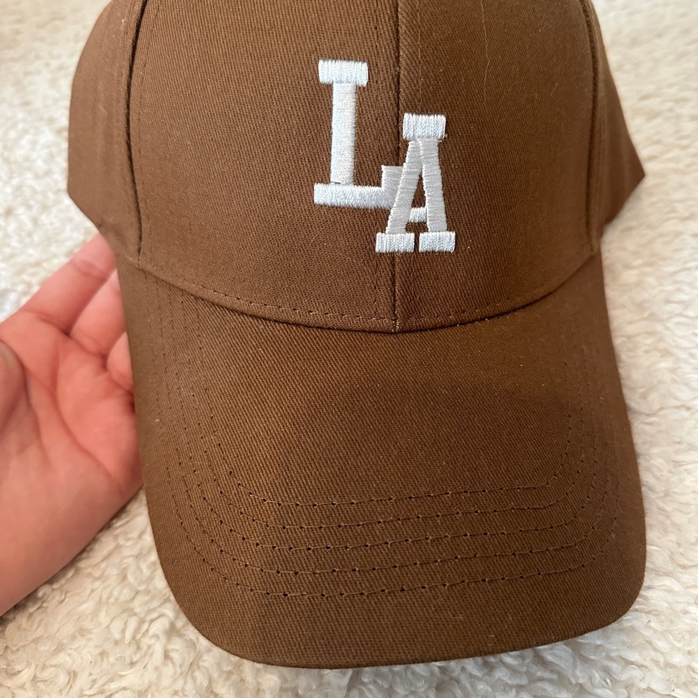 LA HAT - Picture 2 of 7